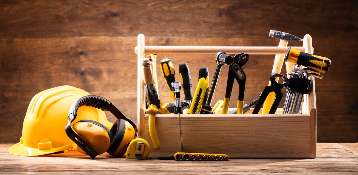 TOOLS & EQUIPMENT
